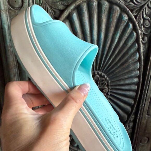 Aqua Crocs Platform Slides Sz 7 - Picture 1 of 8